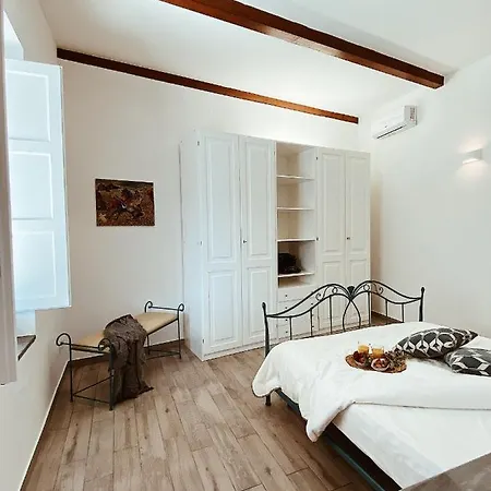 La Casetta Al Maneggio Apartment *